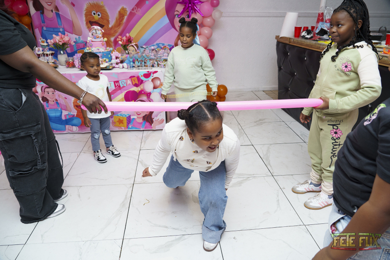 Delilah-1st-Birthday-300