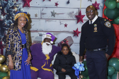 2025-AD58-HOLIDAY-TOY-GIVEAWAY-228