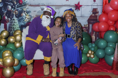 2025-AD58-HOLIDAY-TOY-GIVEAWAY-419