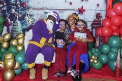 2025-AD58-HOLIDAY-TOY-GIVEAWAY-451