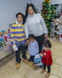 2025-Survivor-Strong-Holiday-Party-114