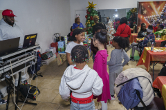 2025-Survivor-Strong-Holiday-Party-143