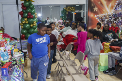 2025-Survivor-Strong-Holiday-Party-153