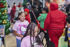 2025-Survivor-Strong-Holiday-Party-182