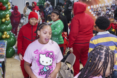 2025-Survivor-Strong-Holiday-Party-183