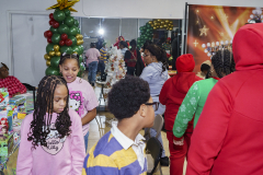 2025-Survivor-Strong-Holiday-Party-185