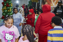 2025-Survivor-Strong-Holiday-Party-186